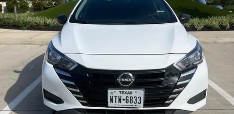Nissan Versa 2023