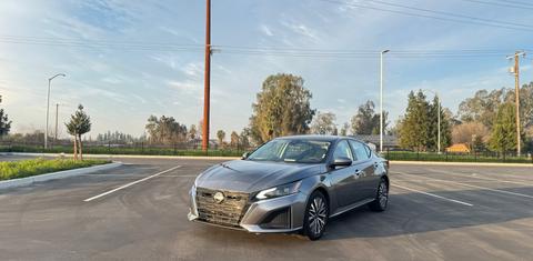 Nissan Altima 2023
