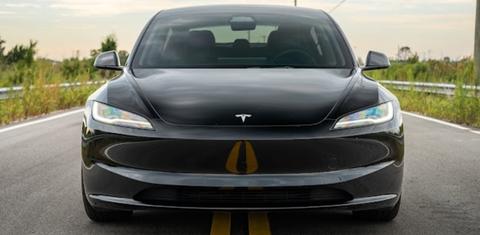 Tesla Model 3 2024