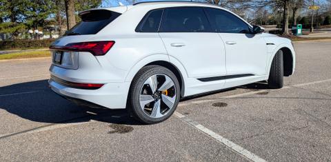 Audi e-tron 2022