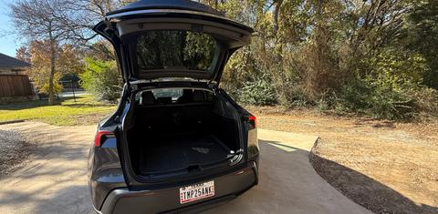 Tesla Model Y 2026