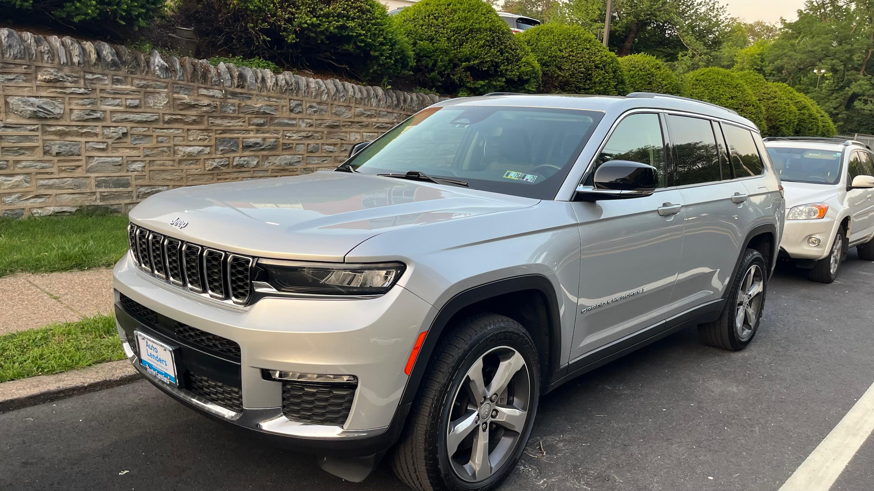 Jeep Grand Cherokee L 2021 in Philadelphia, PA