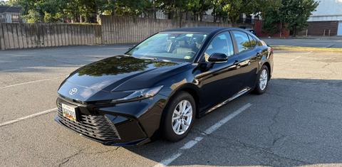 Toyota Camry Hybrid 2025