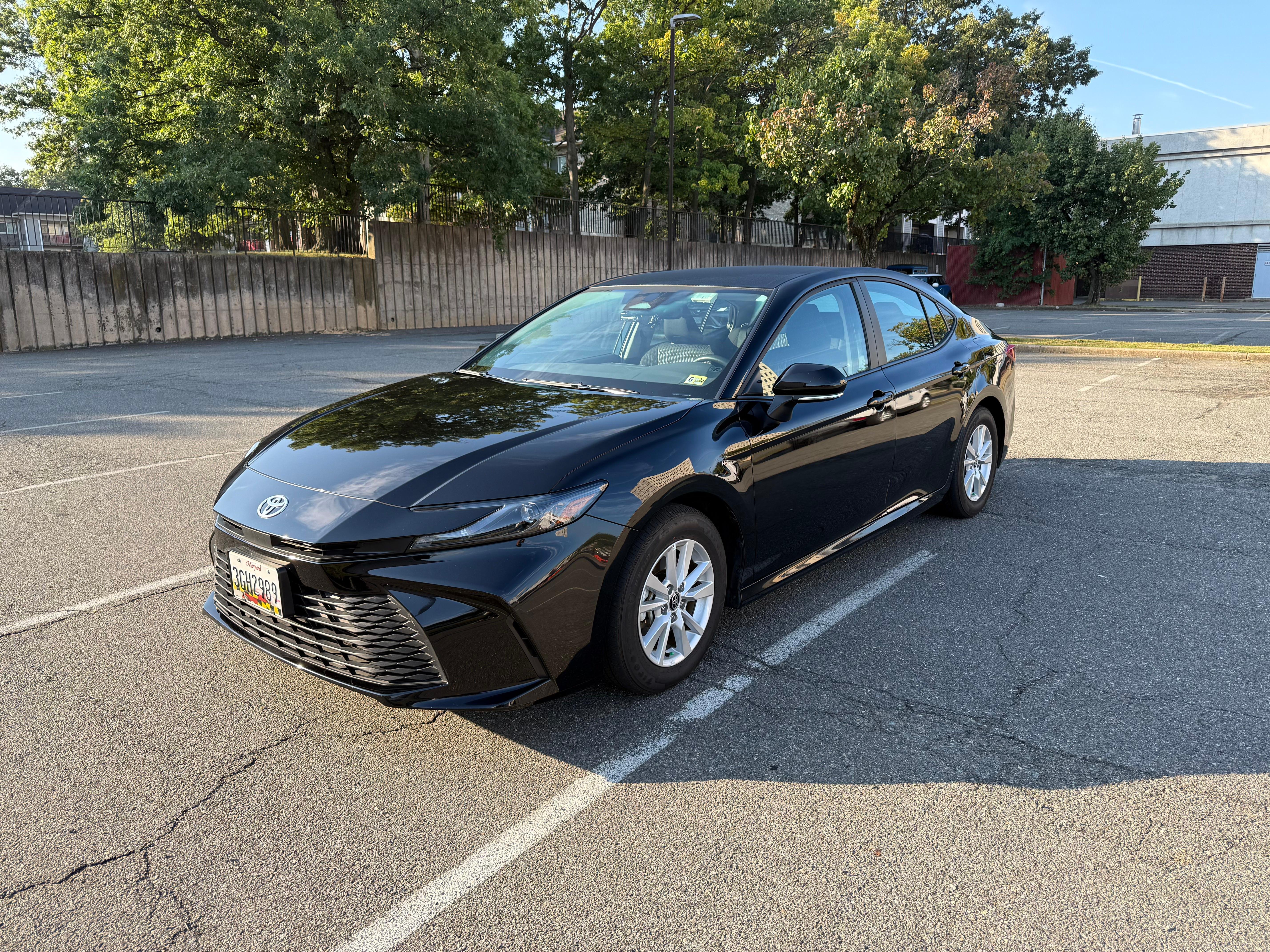 Toyota Camry Hybrid 2025 in McLean, VA
