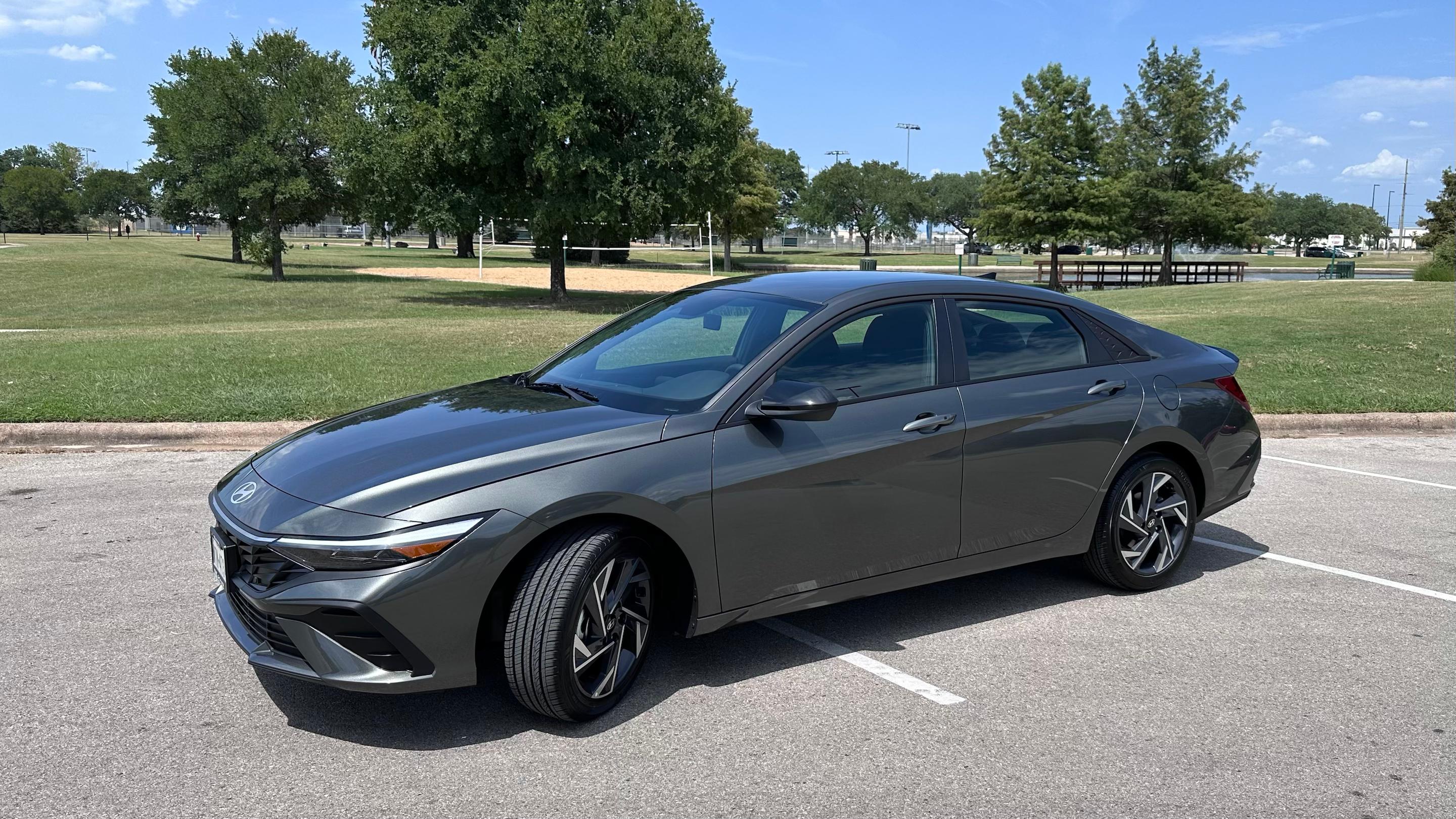 Hyundai Elantra 2025 in College Station, TX