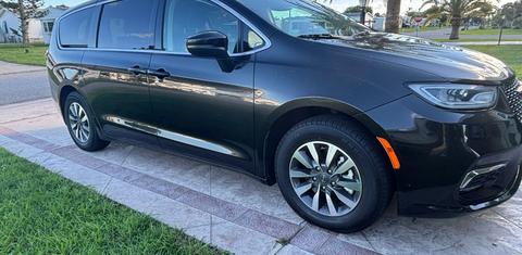 Chrysler Pacifica 2023