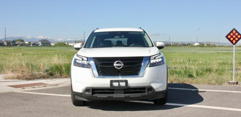 Nissan Pathfinder 2024