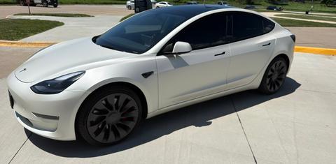 Tesla Model 3 2023