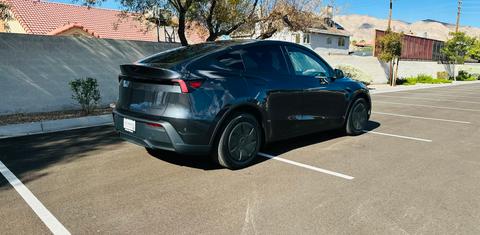 Tesla Model Y 2026