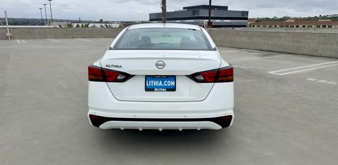 Nissan Altima 2024