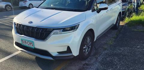 Kia CARNIVAL 2021