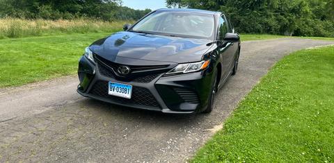 Toyota Camry 2019