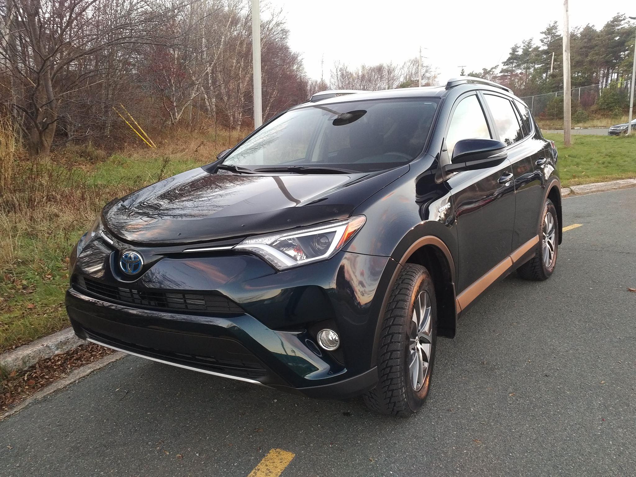 Toyota RAV4 Hybrid 2017 à Mount Pearl, NL