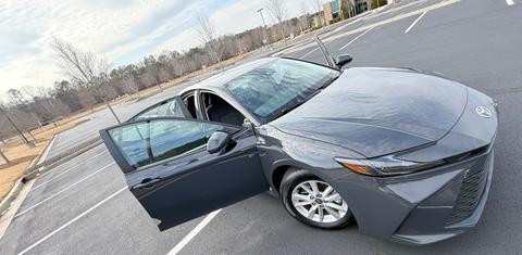Toyota Camry Hybrid 2025