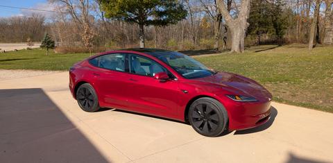 Tesla Model 3 2025