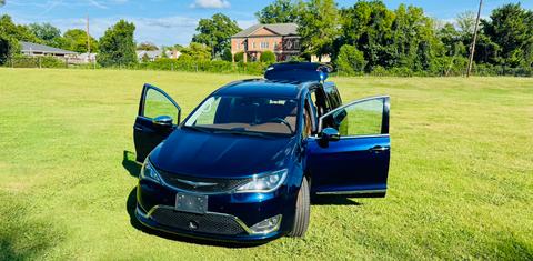 Chrysler Pacifica 2017