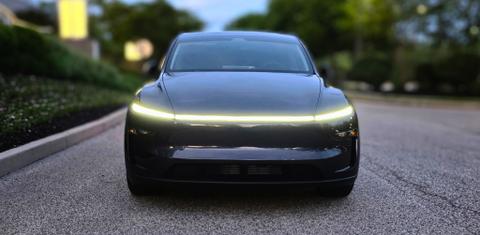 Tesla Model Y 2026