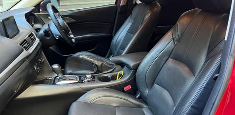 Mazda MAZDA3 2017