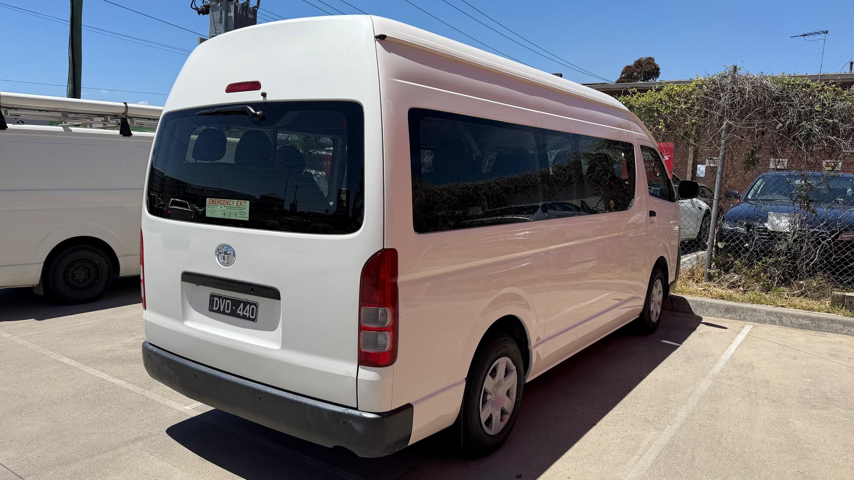 Toyota HIACE 2013 in Hallam