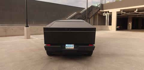 Tesla Cybertruck 2025