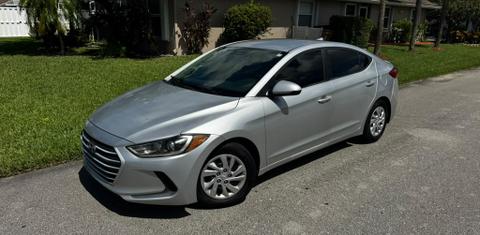 Hyundai Elantra 2017