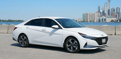 Hyundai Elantra 2021