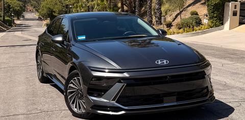 Hyundai Sonata Hybrid 2026
