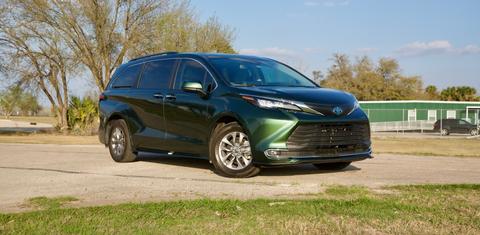 Toyota Sienna 2024 rental in Austin, TX by SwiftRentz LLC | Turo