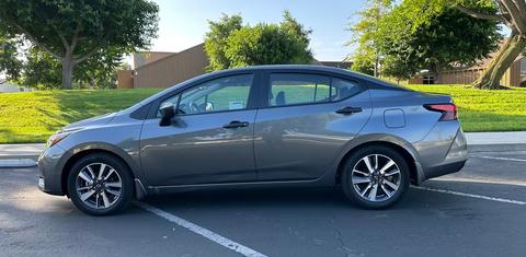 Nissan Versa 2023