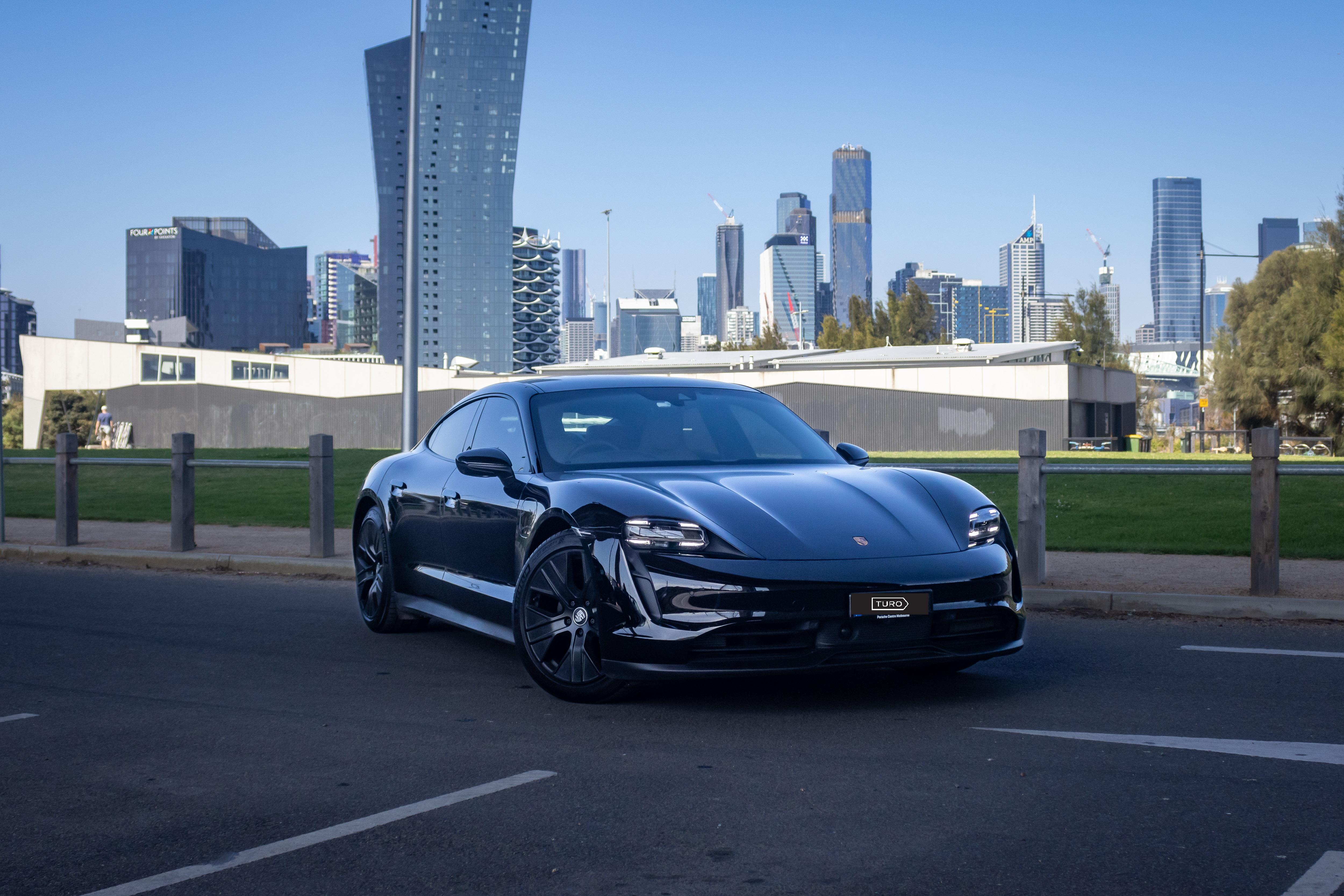 Porsche TAYCAN 2022 à Spotswood