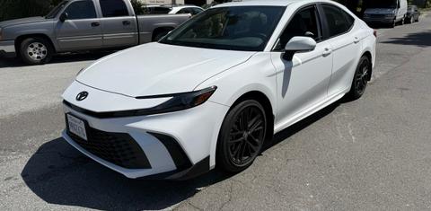 Toyota Camry Hybrid 2025