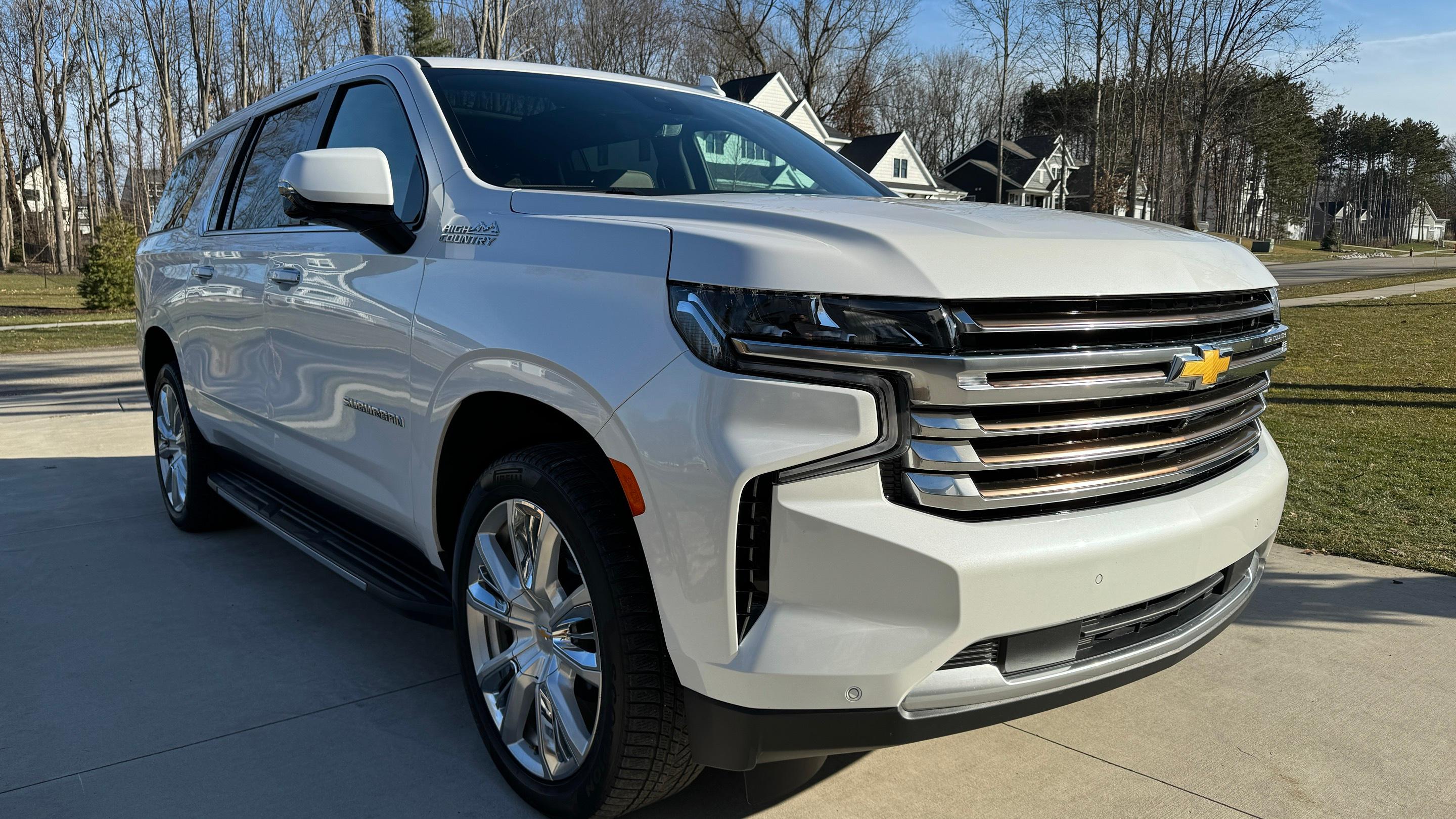 Chevrolet Suburban 2023 in Grand Rapids, MI