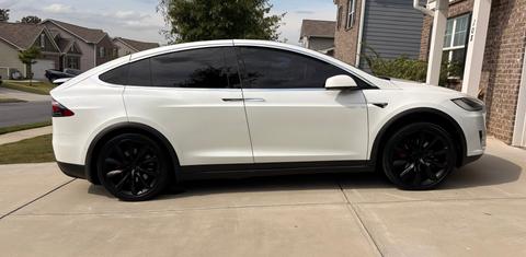Tesla Model X 2019