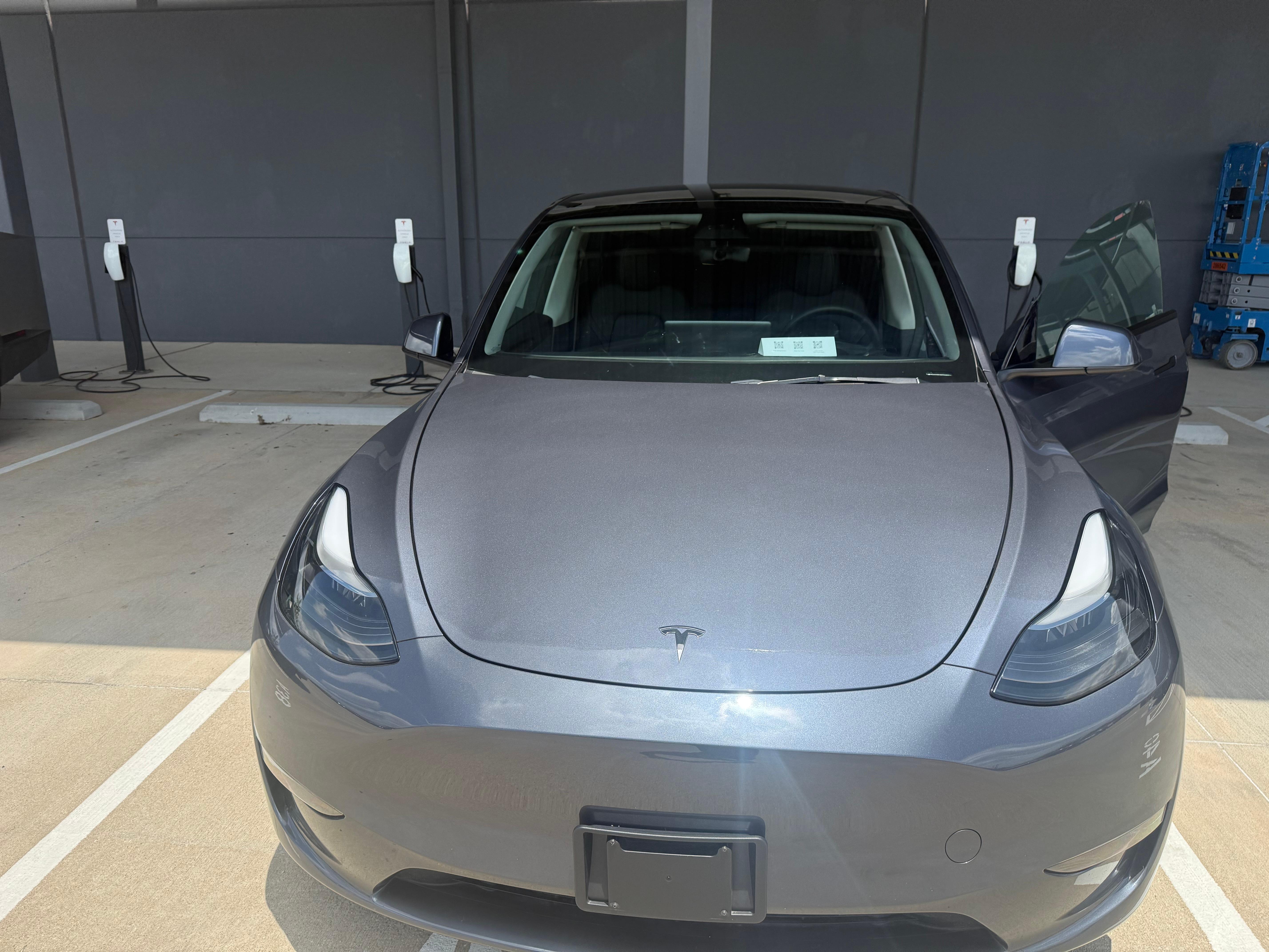 Tesla Model Y 2023 in Houston, TX