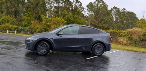 Tesla Model Y 2026