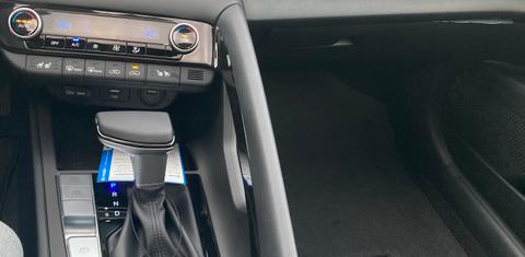 Hyundai Elantra Hybrid 2022
