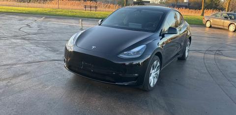 Tesla Model Y 2023