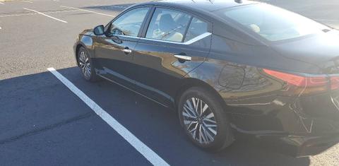 Nissan Altima 2025