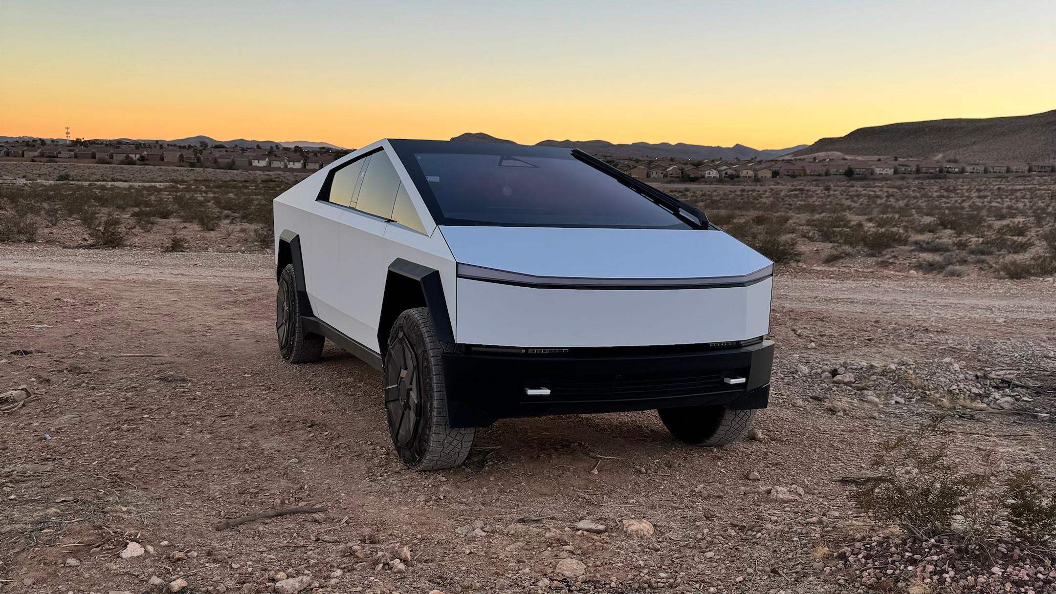 Tesla Cybertruck 2024 in Las Vegas, NV