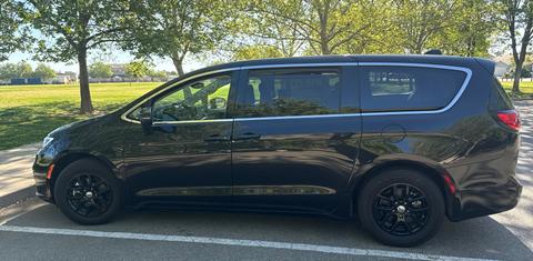 Chrysler Pacifica 2023