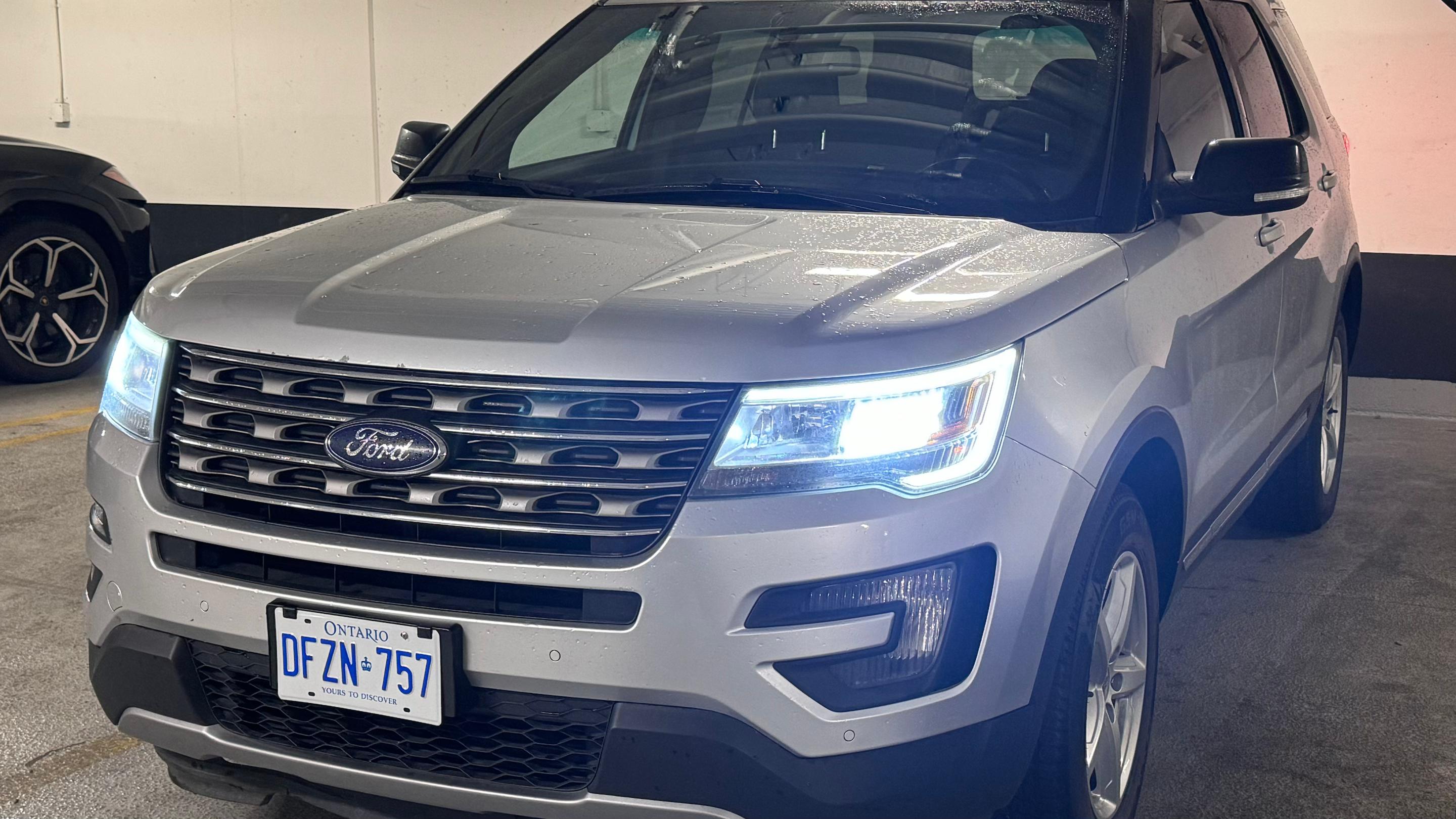 Ford Explorer 2016 in Toronto, ON