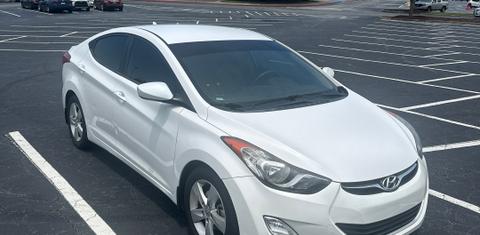 Hyundai Elantra 2013
