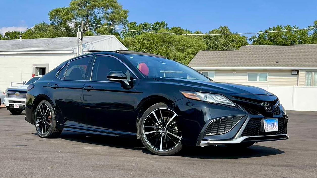 Toyota Camry 2021 in Gurnee, IL