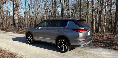 Mitsubishi Outlander 2022