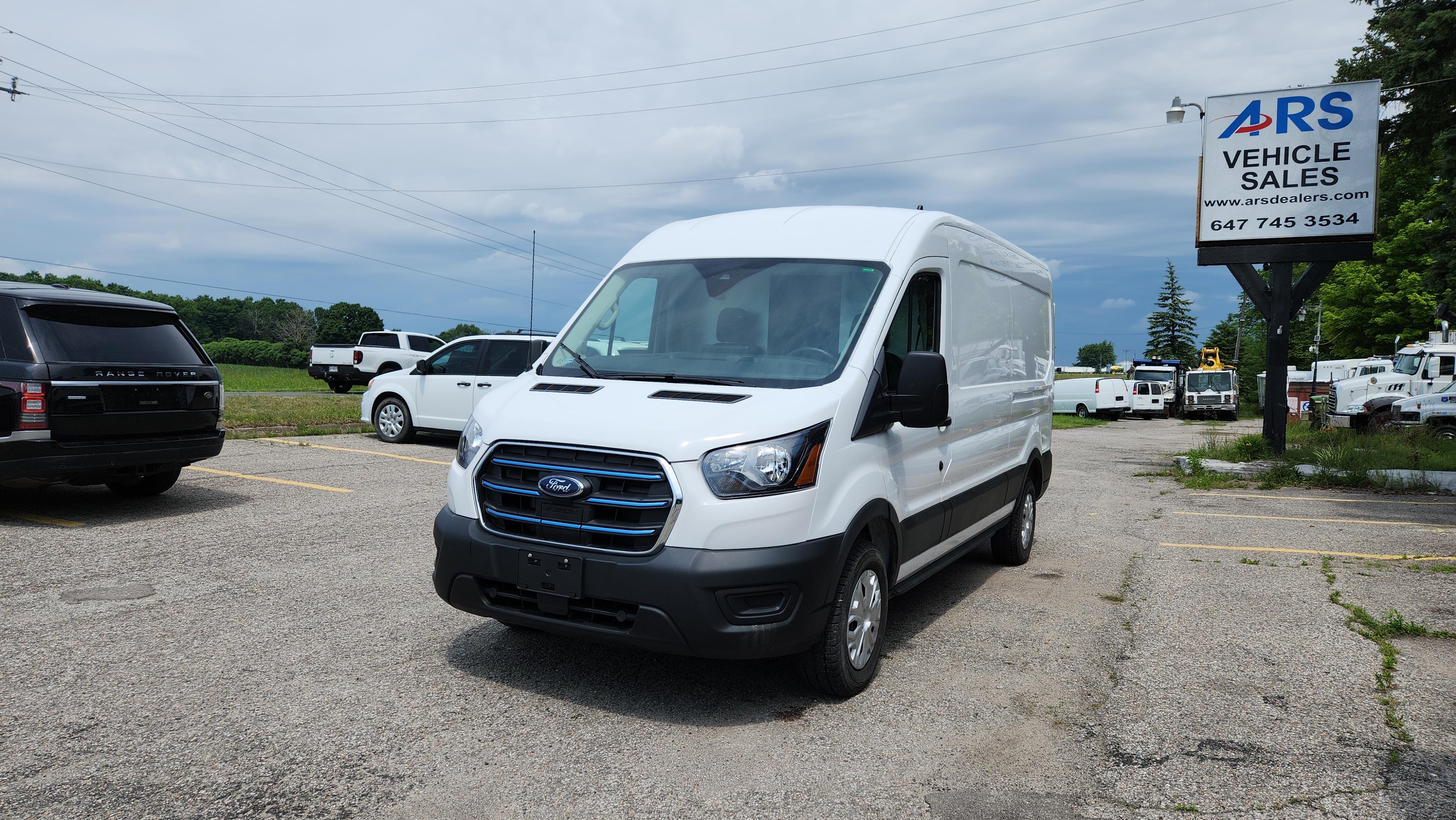 Ford E-Transit Cargo 2022 à Innisfil, ON