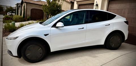 Tesla Model Y 2026