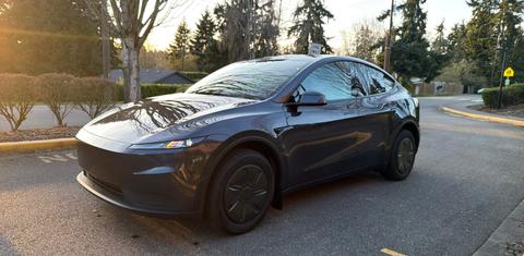 Tesla Model Y 2026