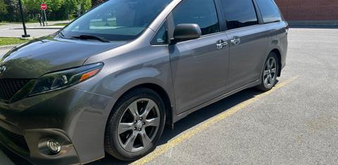 Toyota Sienna 2017
