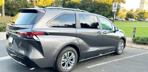 Toyota Sienna 2023