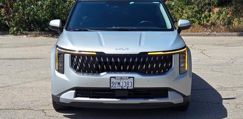 Kia Carnival Hybrid 2025